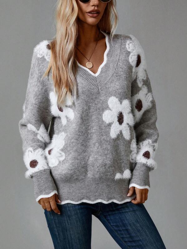 Aida - Elegant V-Neck Floral Sweater