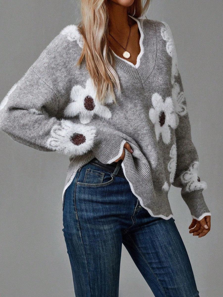 Aida - Elegant V-Neck Floral Sweater