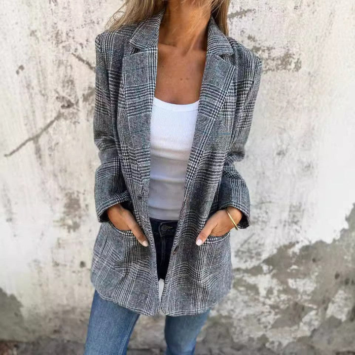 Adaline - Elegant Blazer with Check Pattern