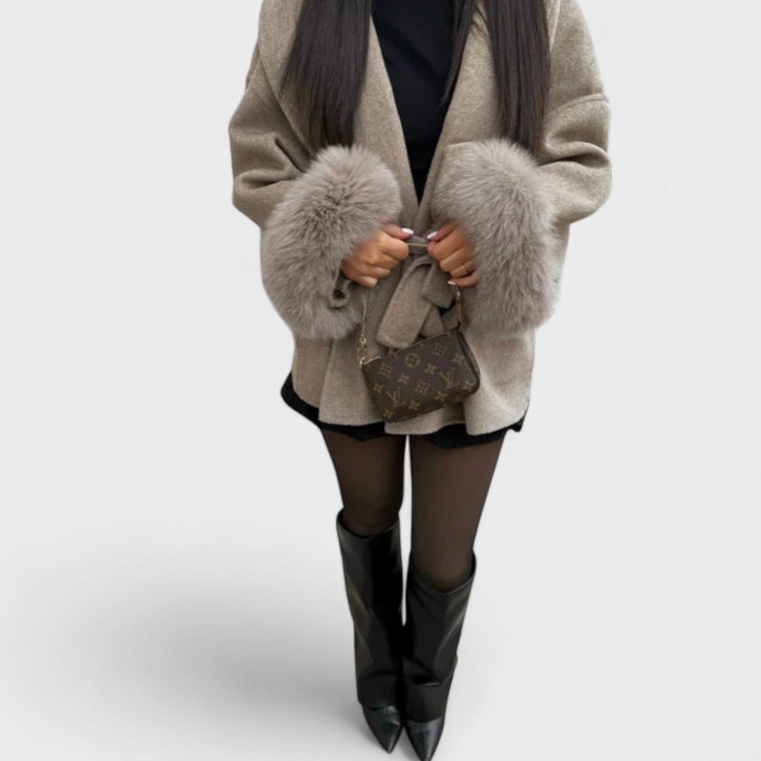 Leah – Elegant coat with Vegan Fur Details