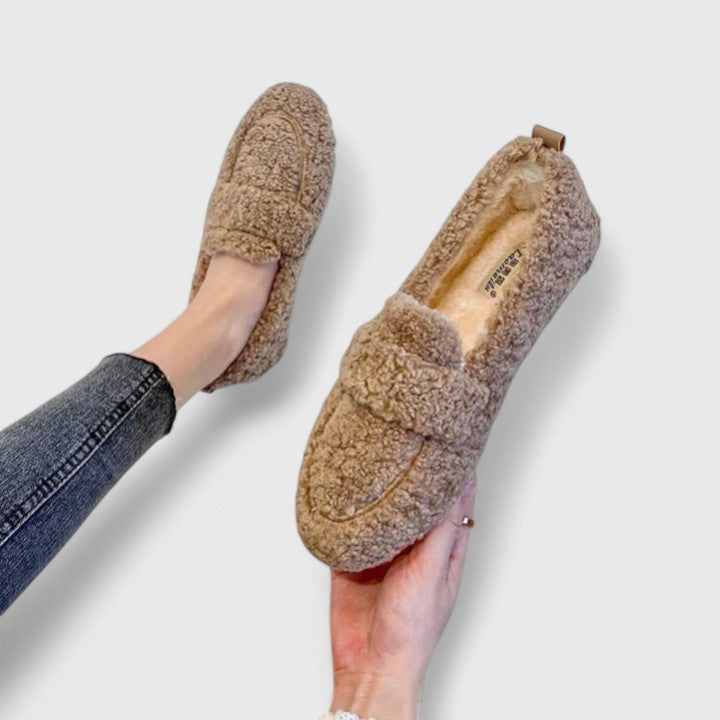Leonie - Soft Teddy Loafer