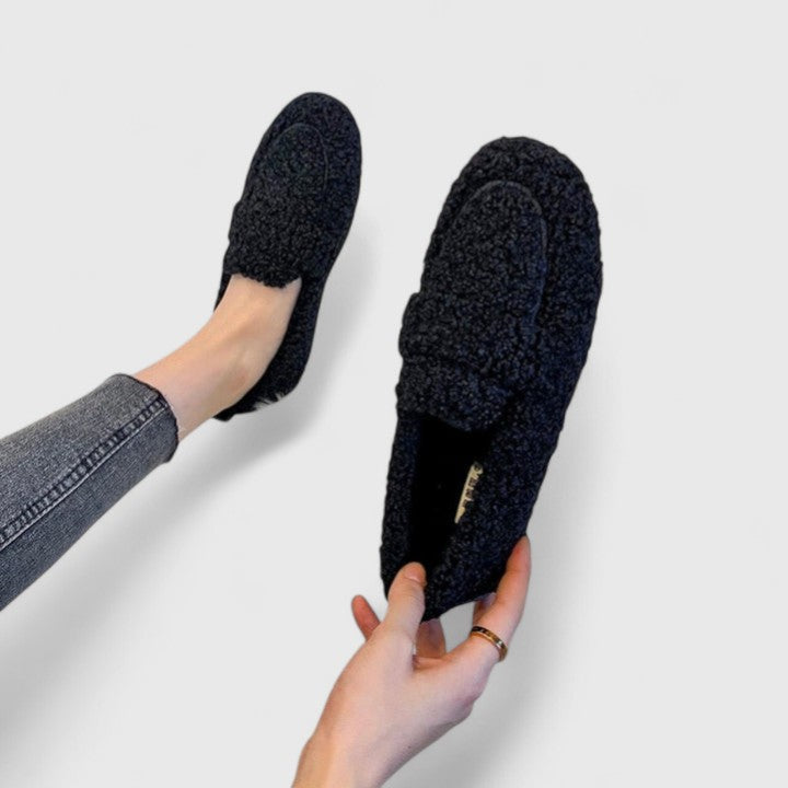 Leonie - Soft Teddy Loafer