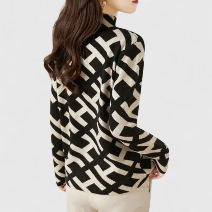 Novah – Chic Classic Sweater