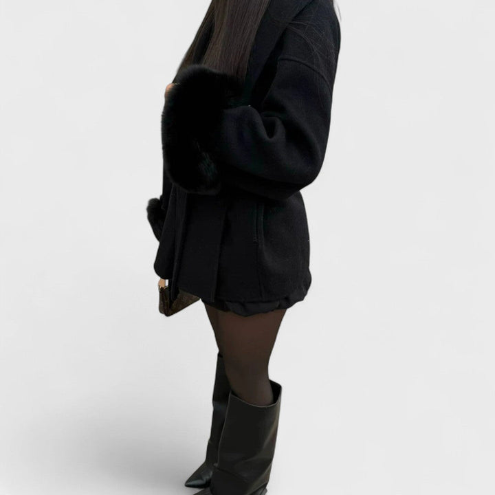 Leah – Elegant coat with Vegan Fur Details