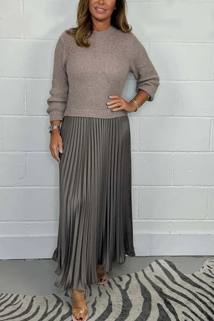 Celine - Maxi Sweater Dress with a Pleated Skirt