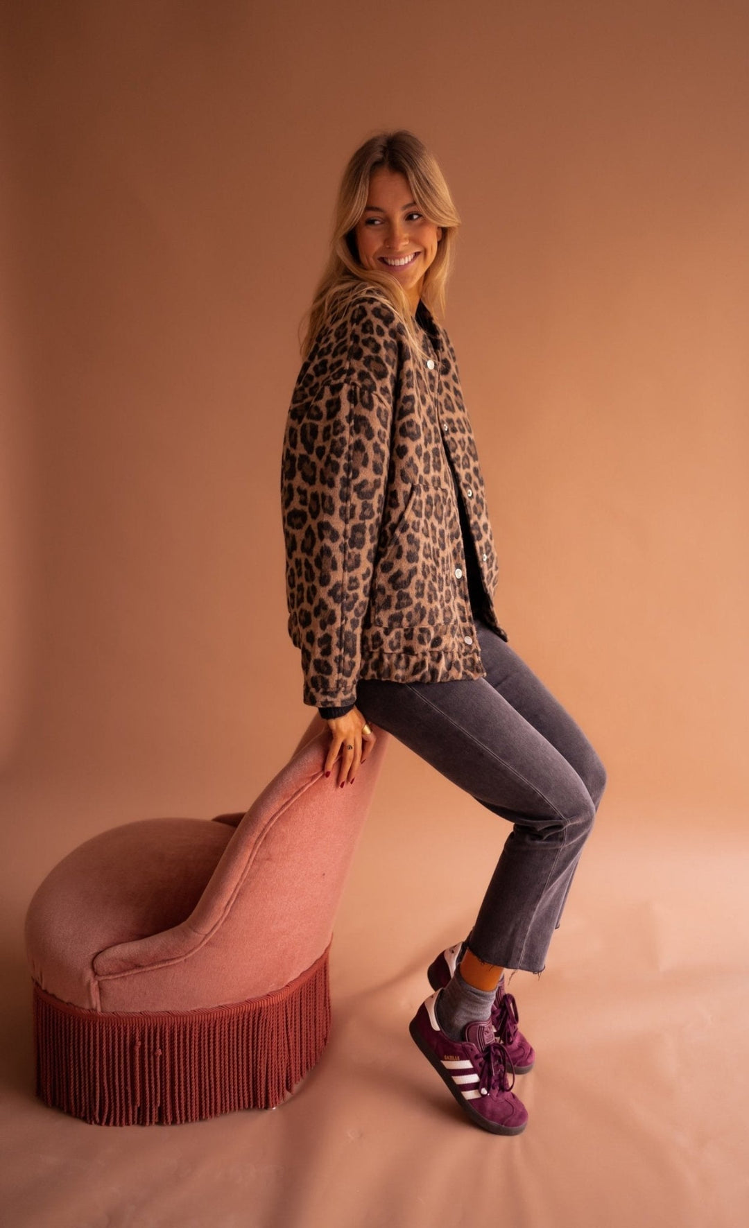 Arya - Short Jacket with Leopard Print