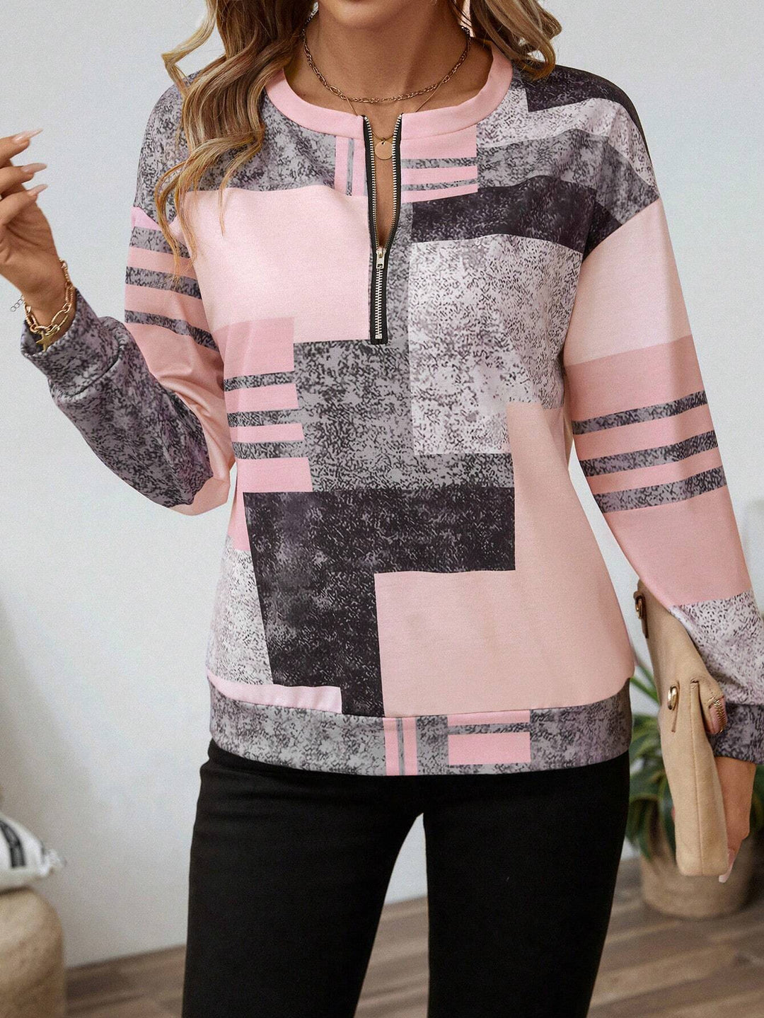 Hilda – Modern Classic Retro Sweatshirt