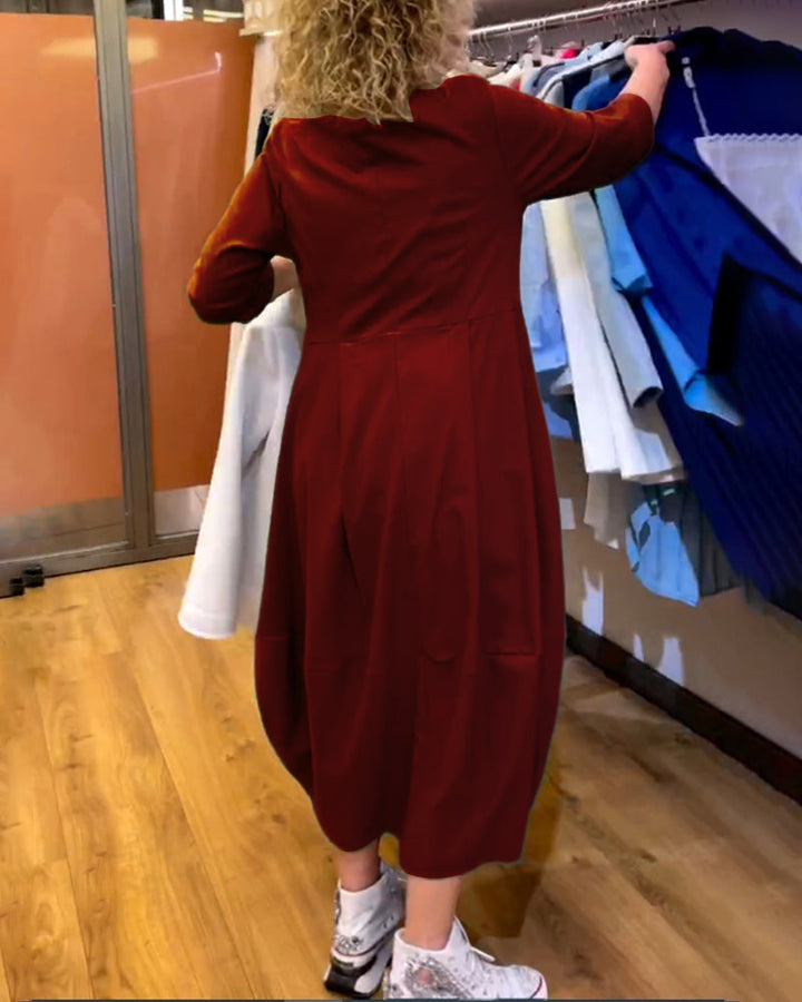 Veronica - Elegant Dress with Round Neck and 3/4 Sleeves