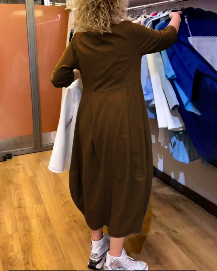 Veronica - Elegant Dress with Round Neck and 3/4 Sleeves