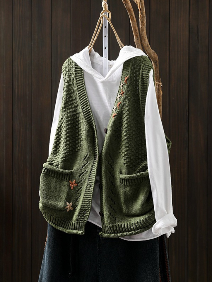 Sarah - Detailed Knitted Vest with Pockets