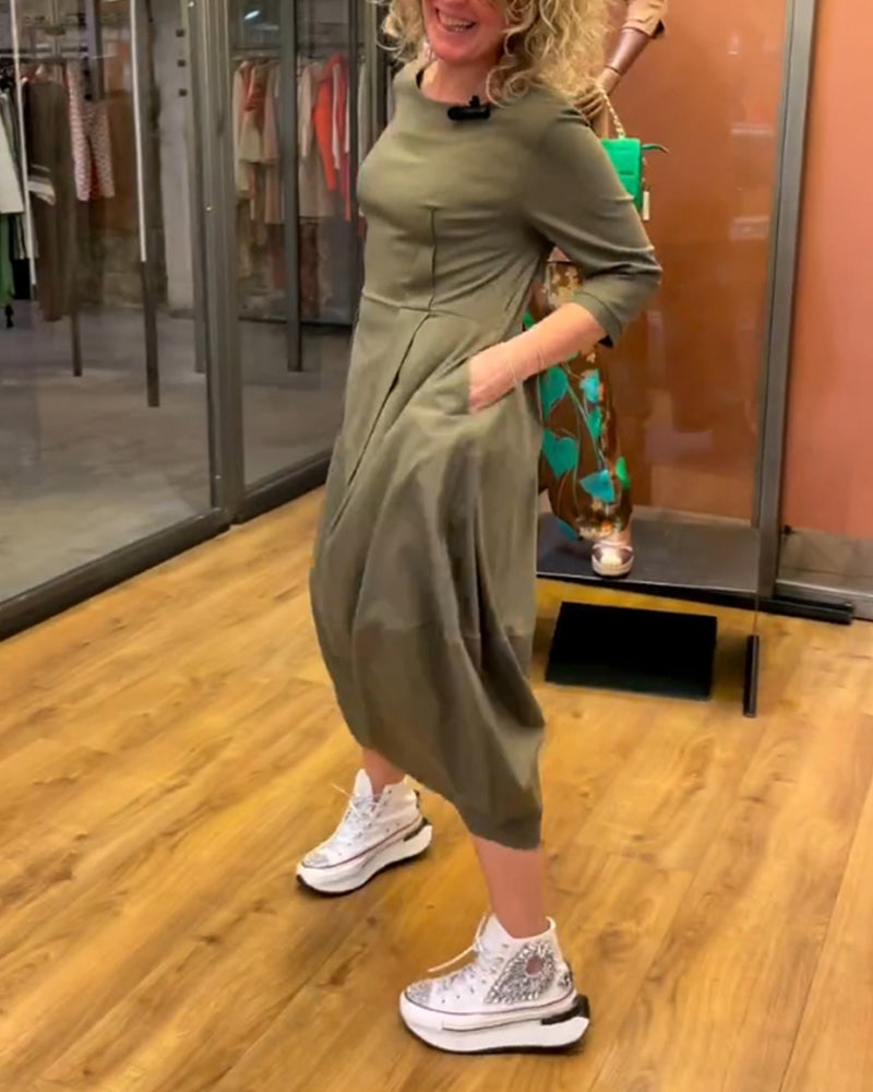 Veronica - Elegant Dress with Round Neck and 3/4 Sleeves