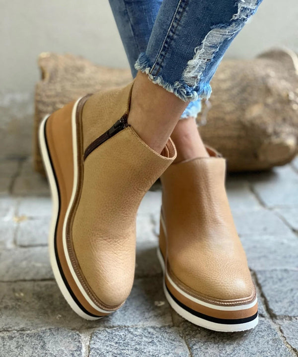 Naya – Stylish Durable Waterproof Boots