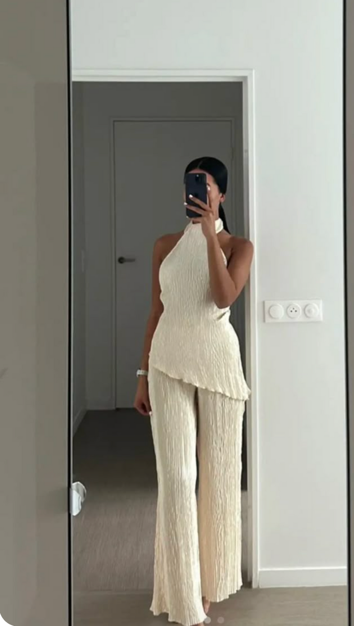 Milena - Elegant Pleated Set