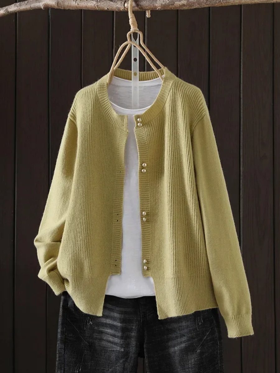 Lorie - Cardigan with Pearl Buttons