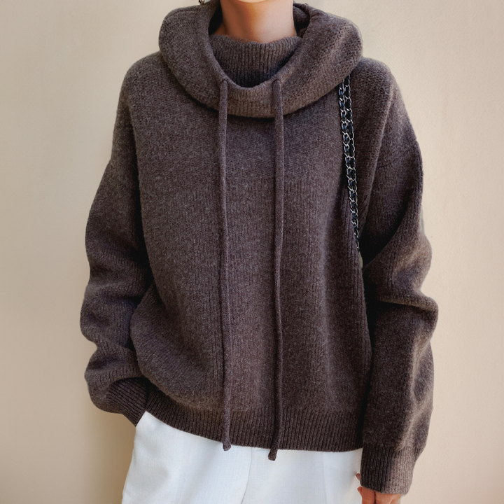 Lia - Elegant High Collar Sweater