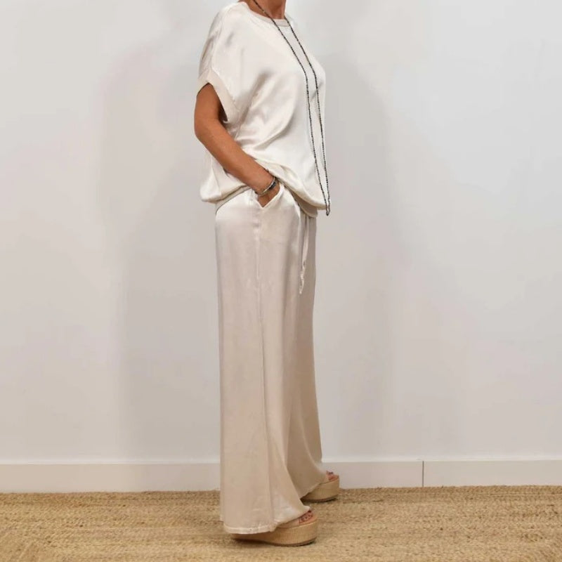 Iris - Stylish Two-Piece Set