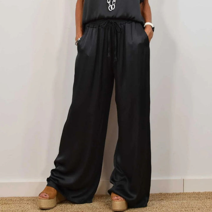 Iris - Stylish Two-Piece Set