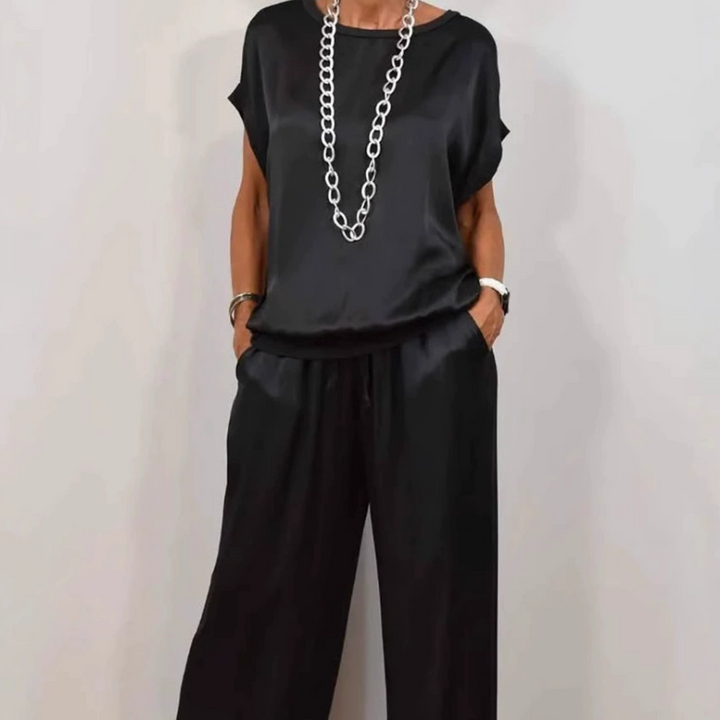 Iris - Stylish Two-Piece Set