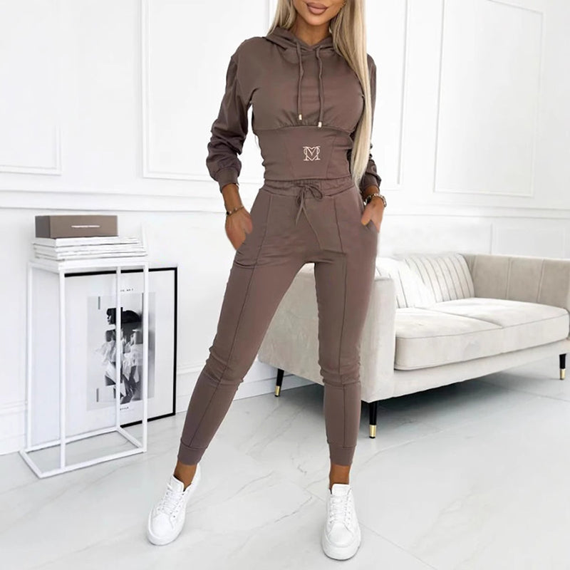 Sanra - Elegant and Comfortable Tracksuit