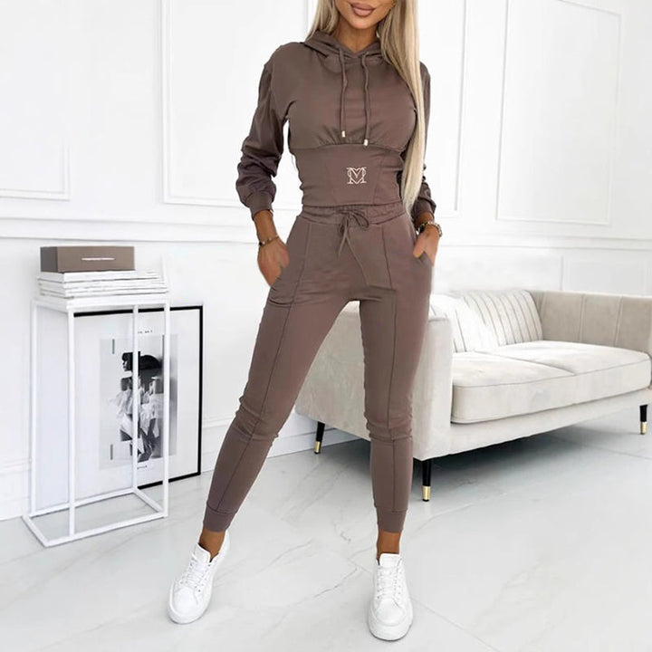 Sanra - Elegant and Comfortable Tracksuit